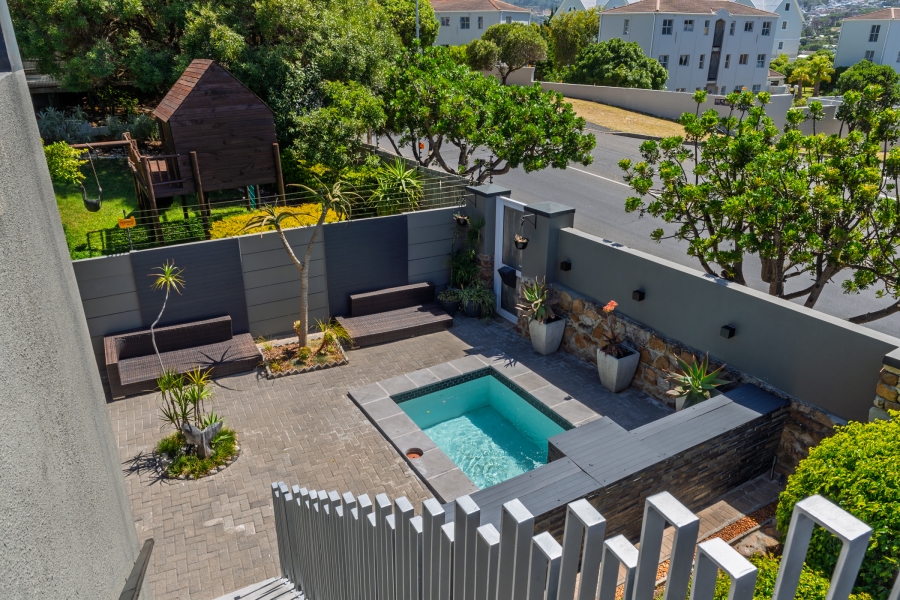 To Let 3 Bedroom Property for Rent in Hout Bay Western Cape